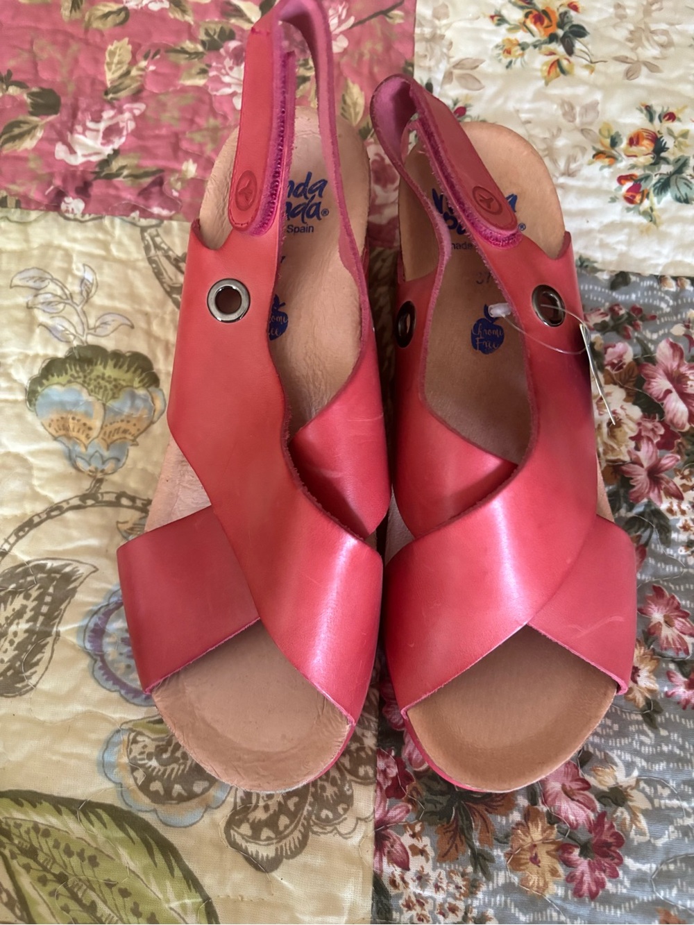 Wanda Panda “Martina” Wedge-Size 37-NWT